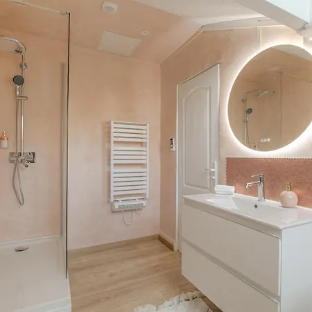 Ideal Pro & Couples - Calme- Dernier Etage - Cite Des Affaires Apartamento *