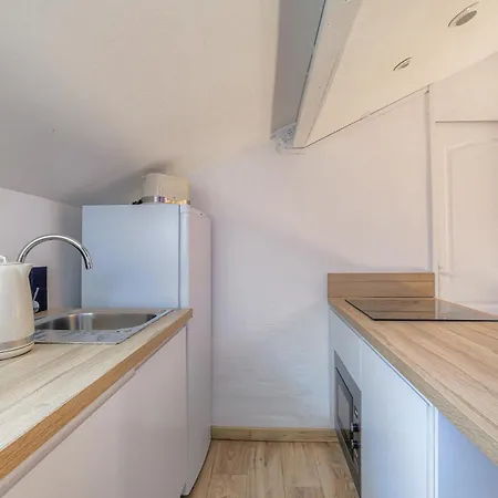 Apartamento Ideal Pro & Couples - Calme- Dernier Etage - Cite Des Affaires *